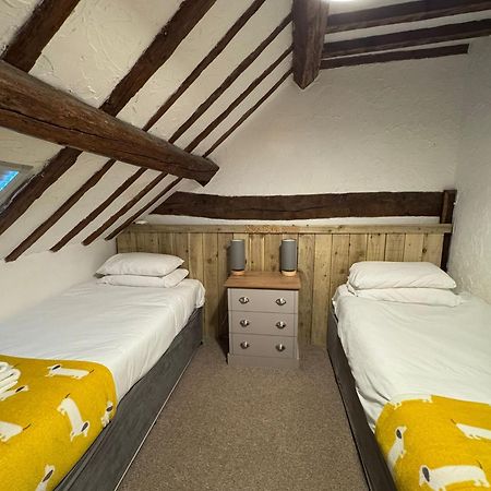 The Barn At Geufron Farm - Dog Friendly - Nr Tywyn Villa Bryn-crug Exterior foto