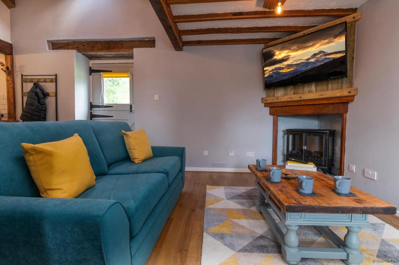 The Barn At Geufron Farm - Dog Friendly - Nr Tywyn Villa Bryn-crug Exterior foto